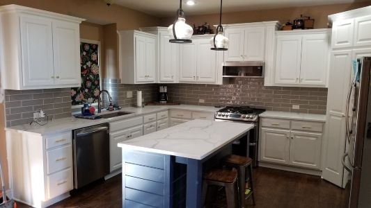 How Much Does Cabinet Painting Cost in Overland Park?