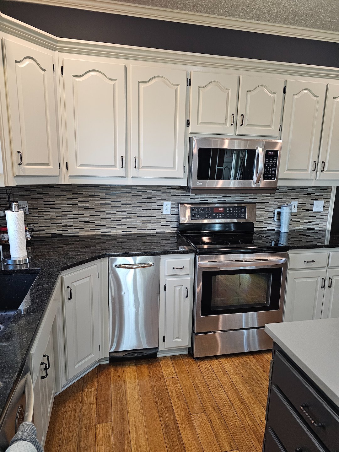 Out with the glaze, in with the fresh new look for this Overland Park Ks kitchen 